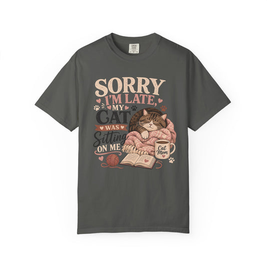 Sorry I’m Late, My Cat Was Sitting T-Shirt — Cute Cat Lover Vintage Tee
