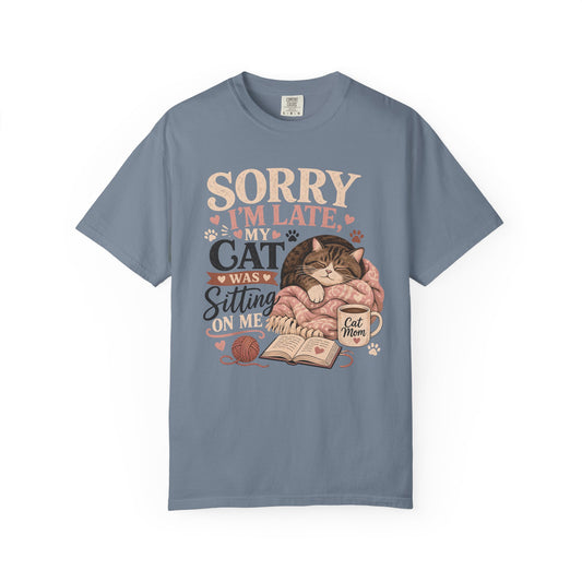 Sorry I’m Late, My Cat Was Sitting T-Shirt — Cute Cat Lover Vintage Tee
