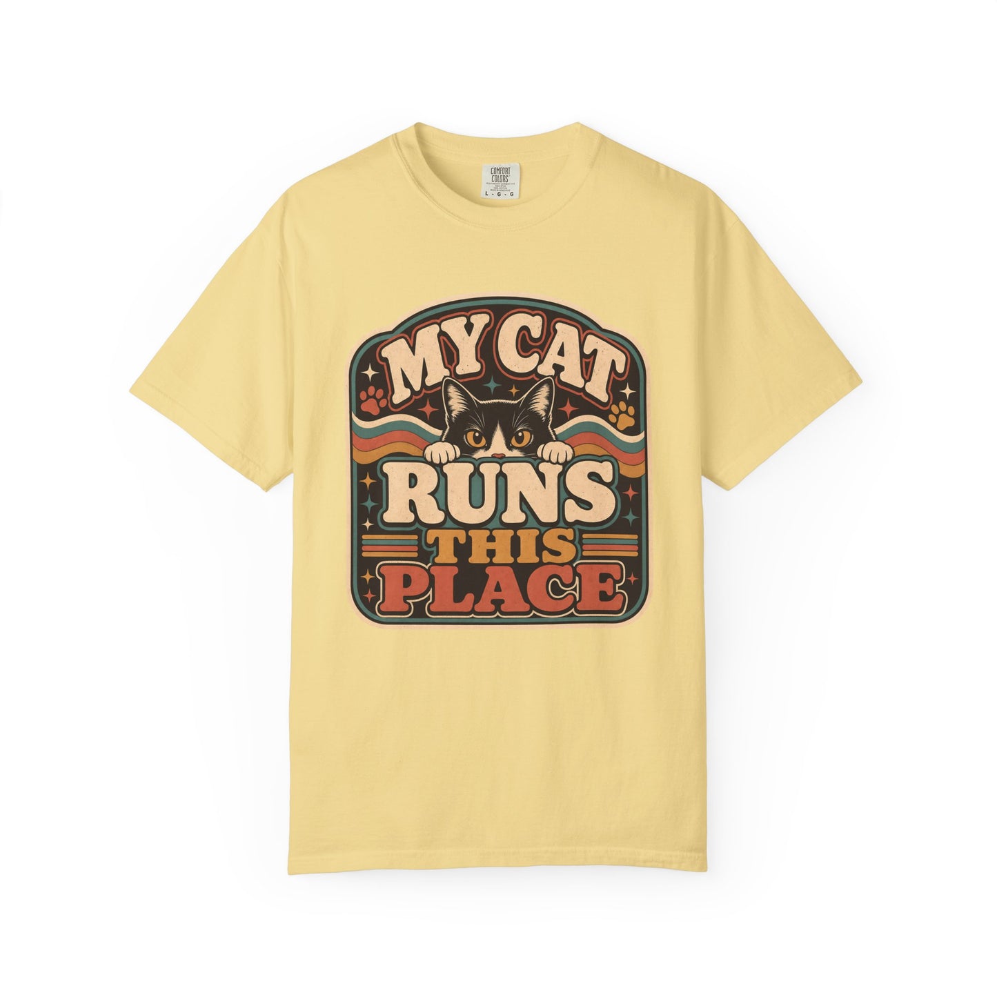 My Cat Runs This Place T-Shirt — Retro Cat Lover Shirt