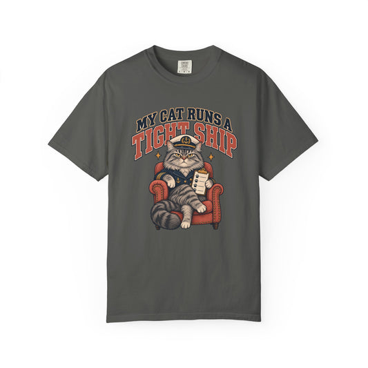 My Cat Runs a Tight Ship T-Shirt — Funny Cat Captain Graphic Tee